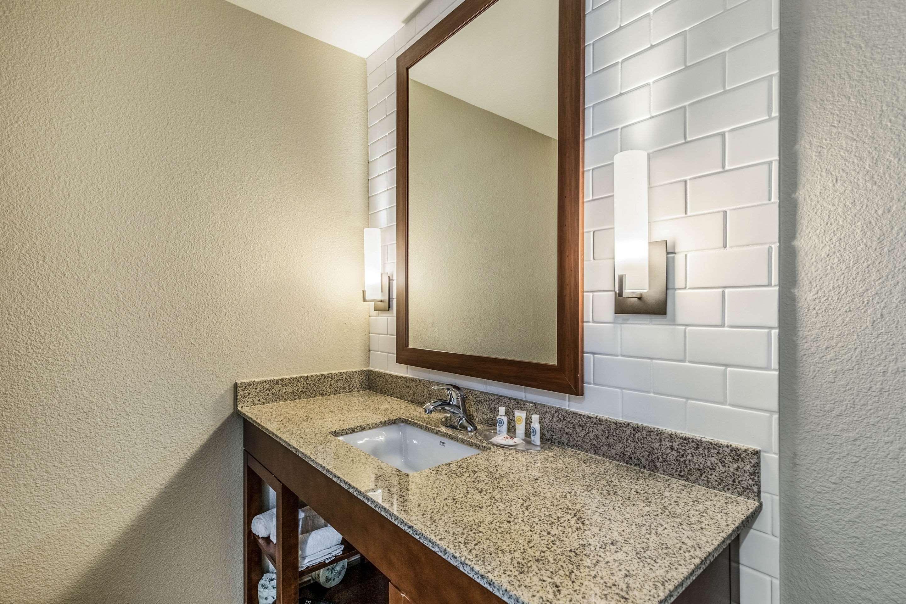 Comfort Suites Channelview Exterior foto